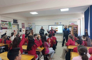 Kırklareli’nde "Mahremiyet, Akran Zorbalığı ve Güvenli İnternet" eğitimleri 