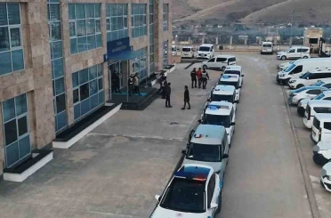 Kırşehir merkezli 9 ilde suç şebekesine operasyon: 18 gözaltı 