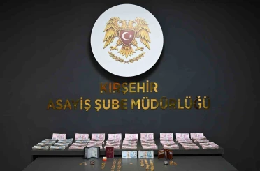 Kırşehir’de ayarı düşük 53 altınla dolandırıcılık yapan 2 kişi tutuklandı 