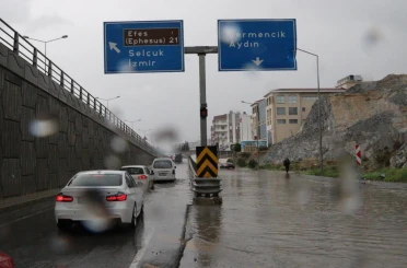 Kıyı Ege’ye kuvvetli sağanak yağış uyarısı 