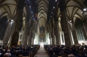 Köln Katedrali, 1 Temmuz’dan itibaren turistlerden 12 Euro giriş ücreti alacak 