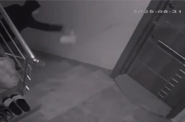 Komşularını canından bezdirdi 