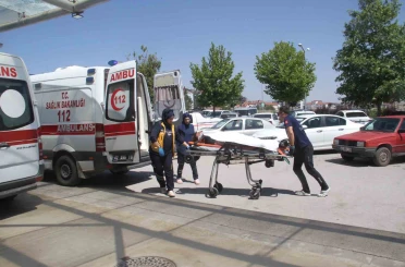 Kontrolden çıkan araç araziye savruldu, sürücü yaralandı 