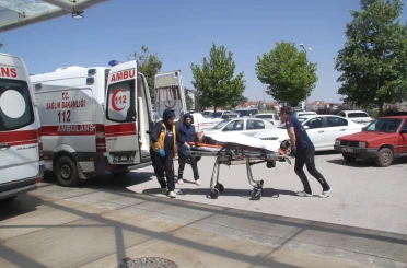 Kontrolden çıkan araç araziye savruldu, sürücü yaralandı