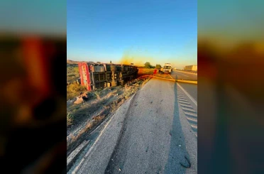 Kontrolden çıkan kamyon devrildi: 1 yaralı 