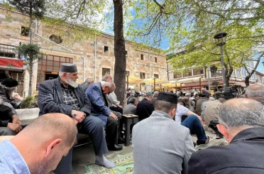 Konya’da camilerde iş hayatında ahlak ve emek çağrısı! “Alın Teri Mukaddestir”