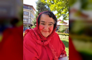 Konya'nın ‘Kırmızılı Kadını’ hayatını kaybetti