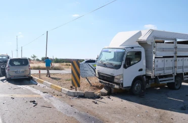 Konya yolunda hafif ticari araçla kamyonetin çarpışması sonucu 1 kişi yaralandı
