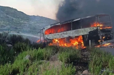 Konya yolunda yolcu otobüsü alev aldı! 28 kişi son anda kurtuldu