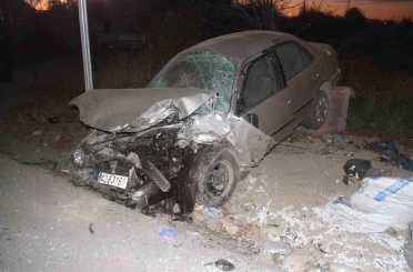Konya’da traktör ile otomobil çarpıştı: 2 yaralı 