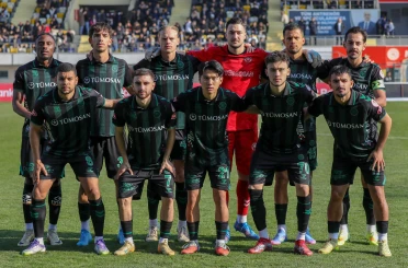 Konyaspor 4-1’lik galibiyetle gruplara yükseldi