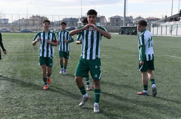 Konyaspor Altyapısından gol makinesi çıktı: 16 yaşında gol kralı oldu!