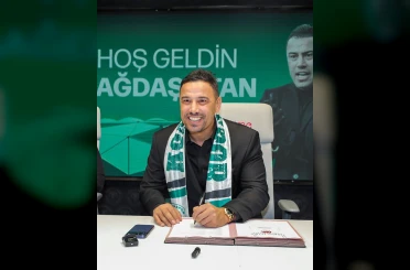 Konyaspor, Çağdaş Atan ile 1,5 yıllık sözleşme imzaladı 