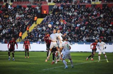 Konyaspor Kramer’le 1 puanı son dakikalarda aldı: 1-1