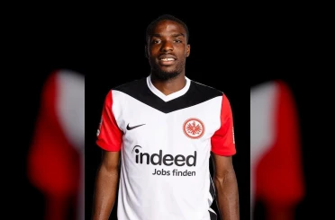 Konyaspor sol bek transferini bitiriyor: Niels Nkounkou geliyor
