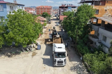 Köprübaşı’nda yıllardır beklenen altyapı yenilemesi başladı 