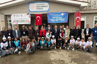 Köprüköy’de bilim fuarı yoğun ilgi gördü 