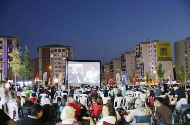 Körfez’de yaz akşamları mehteran ve "Hababam Sınıfı" ile renklendi 