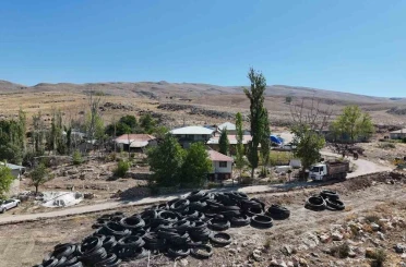 Korkuteli Manay’da içme suyu hattı yenileniyor 