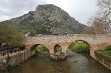 Kozan’ı il olma heyecanı sardı 