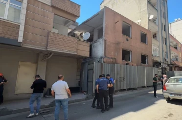 Küçükçekmece’deki bina çökmesinde ağır yaralanan genç hayatını kaybetti 