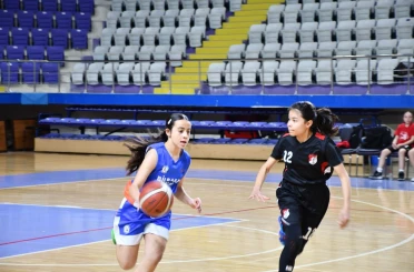 Küçükler basketbol grup müsabakaları başladı 