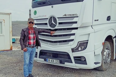 Kula’da zincirleme kaza; 2 ölü, 4 yaralı 