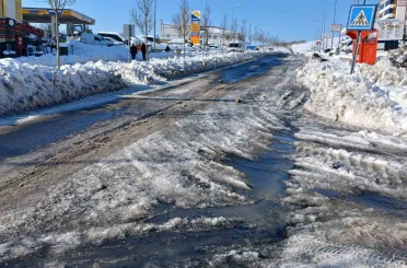 Kulp’ta dondurucu soğuk günlük yaşamı felç etti 