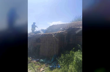Kumlu’da müstakil ev yangını 