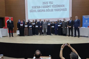Kur’an-ı Kerim’i güzel okuma yarışmasında bölge birinci ve ikincisi Amasya’dan 
