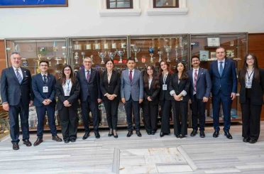 ’Küresel Rekabette Denizler ve Koridorlar’ paneli Bakan yardımcılarıyla öğrencileri buluşturdu 