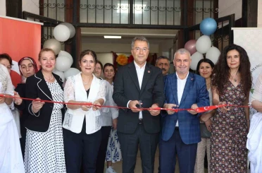 Kursiyerlerinden el emeği göz nuru sergi 