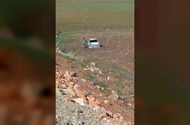 Kurtalan’da otomobil tarlaya uçtu: 1 yaralı 