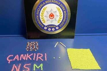 Kurye kılığında uyuşturucu taşıyan şahıs yakalandı 
