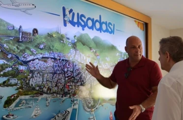 Kuşadası Ticaret Odası’nda kardeş şehir buluşması 