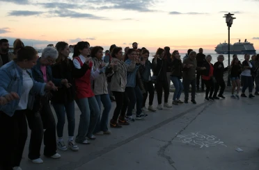 Kuşadası’nda 1 Mayıs kutlamaları Ömer Günel mitingine döndü 