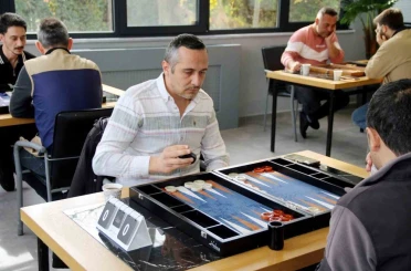 Kütahya OSB’nin 4. Firmalar Arası Tavla Turnuvası’nda şampiyon belli oldu 