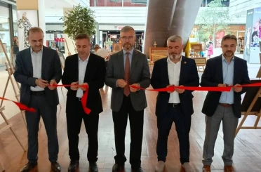 Kütahya’da "Bizim Çizgimiz" Hüsn-i Hat Sergisi açıldı 