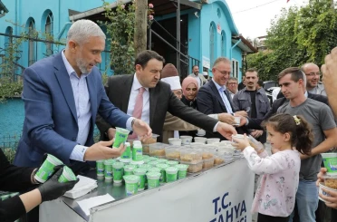 Kütahya’da geleneksel ahilik pilavı ikramı 