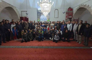 Kütahya’da "Gençler Camide, Alınlar Secdede" buluşması yoğun katılımla gerçekleşti 
