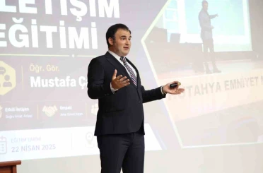 Kütahya’da İl Emniyet Müdürlüğü personeline etkili iletişim eğitimi 