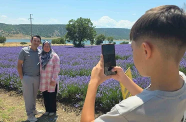 Kütahya’da lavanta bahçesi kapılarını ziyaretçilere açtı 