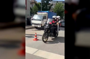 Kütahya’da LGS’ye yetişemeyen öğrencilerin imdadına Yunus Timleri yetişti 