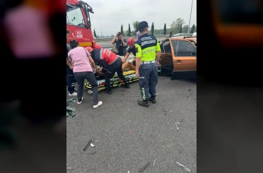 Kuzey Marmara Otoyolu’nda kaza, araç hurdaya döndü: 5 yaralı 