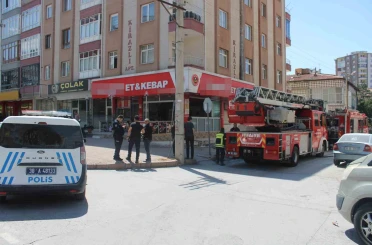 Lokantanın bacasında çıkan yangın söndürüldü 
