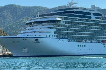 Lüks kurvaziyer "Marina" Marmaris Limanı’na 1194 yolcu getirdi 