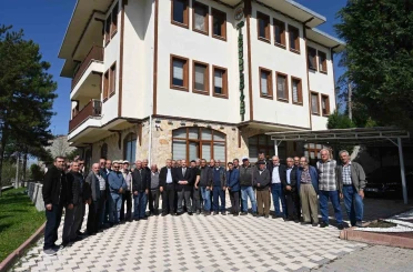 Mahalle sakinlerinden Serhat Hamamcı’ya anlamlı ziyaret 
