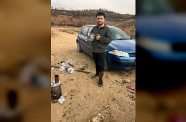 Mahsur kalan mavi balıkçıl kuşunu doğa gezisine çıkan gençler kurtardı 