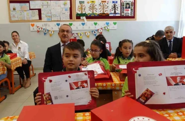 Malatya’da 147 bin 22 öğrenci karne heyecanı yaşadı 