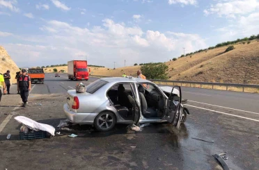 Malatya’da üç aracın karıştığı kazada 8 kişi yaralandı 